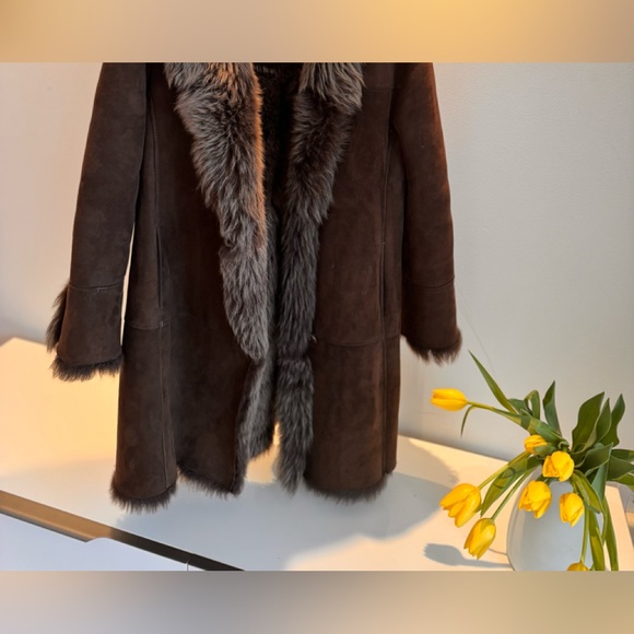Suede sheepskin coat - Picture 2 of 4